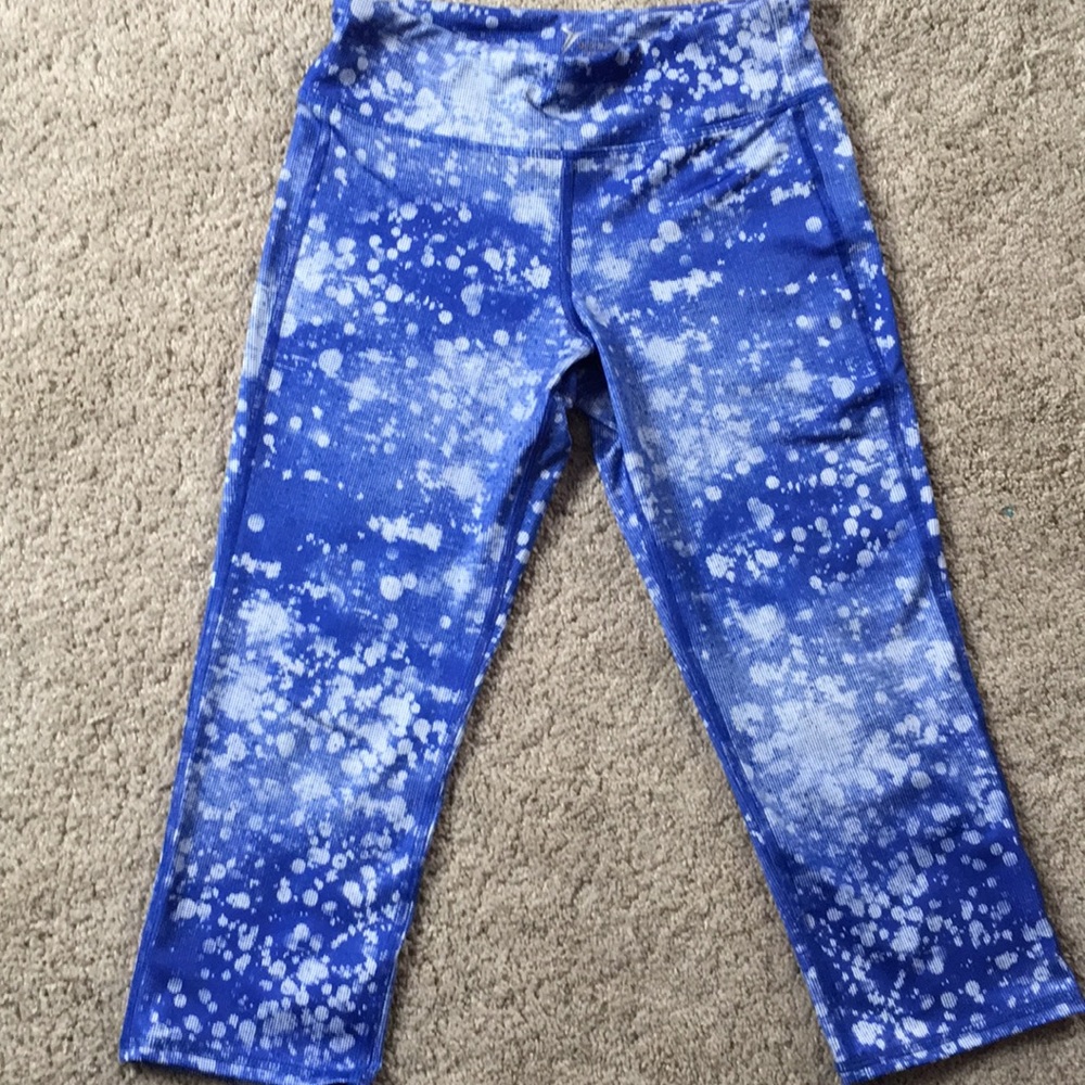 EUC Old Navy Active capris